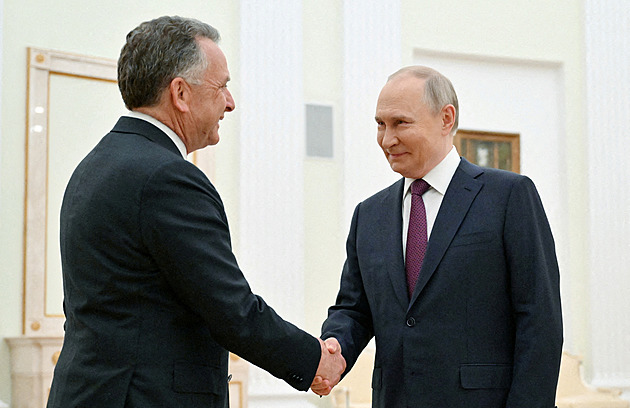 Stáhnou se Ukrajinci, ne Rusové. Trumpův vyslanec zřejmě špatně pochopil Putina