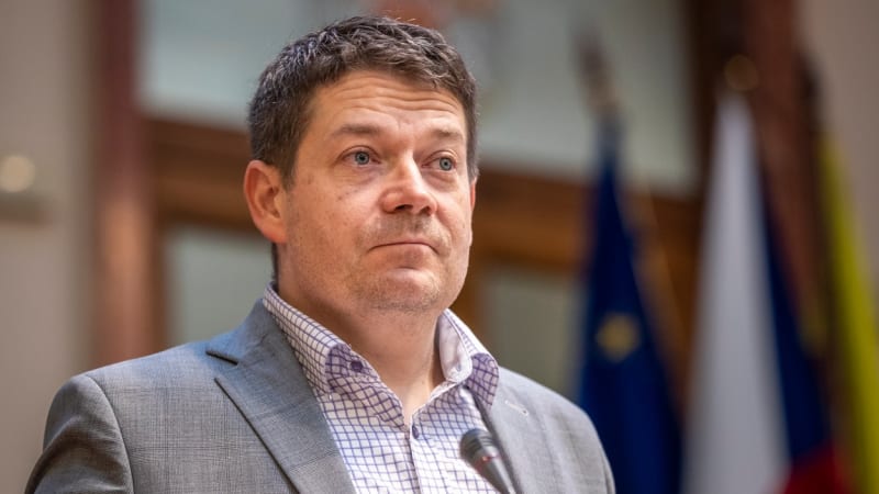 Zrušení televizních poplatků je ve hře, říká Nacher před jednáním s SPD a Motoristy