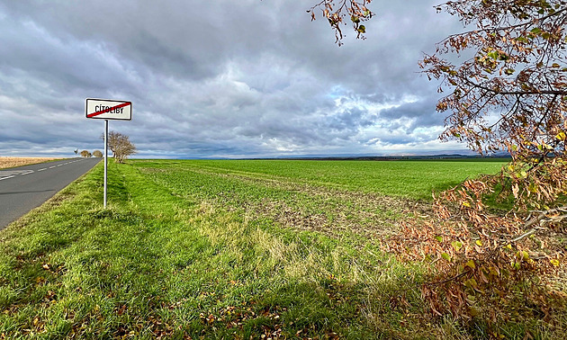 Firma oprášila plány na větrníky a přesvědčuje vzdorující obce, nabízí miliony