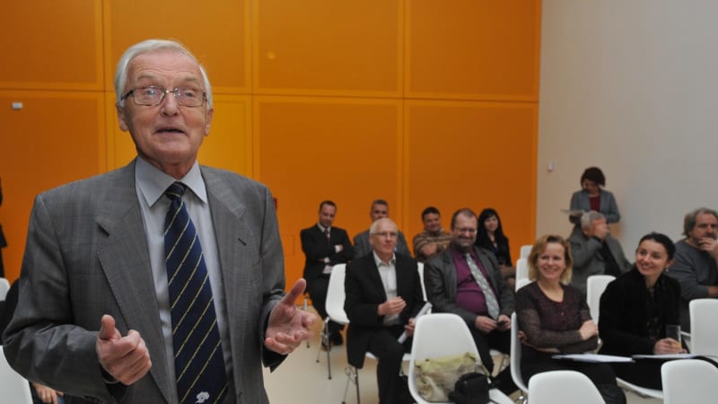 Zemřel polárník Pavel Prošek. Působil jako prezident Českého antarktického nadačního fondu