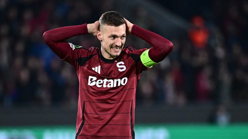 Matná Sparta remizovala s Čenstochovou, v závěru ji zachránila tyč. Olomouc poprvé zvítězila