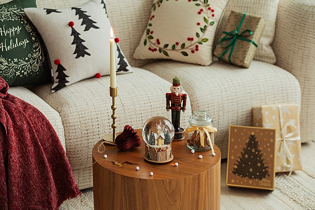 Zahalte se do pocitu bezpečí. Vánocům vévodí přírodní materiály a udržitelnost