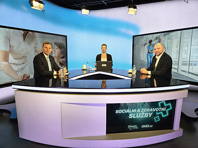 Jaká je úroveň sociálních služeb pro seniory v Česku? Debatují hosté Kulatého stolu