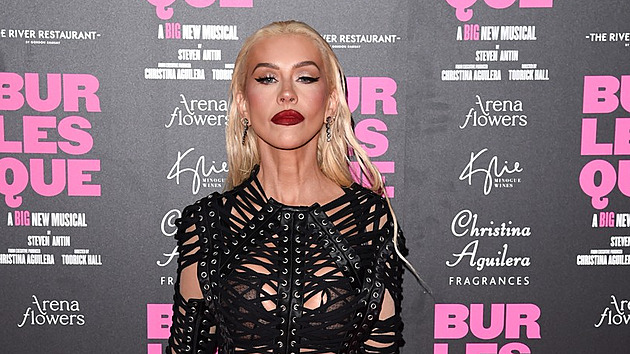 Kritiku, že jsem hubená nebo tlustá, automaticky blokuji, říká Aguilera