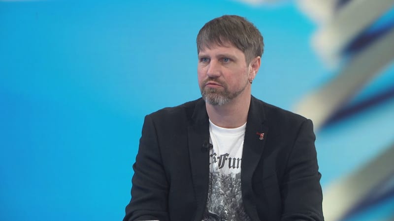 Kolář: Pavel potřebuje aspoň jednu vítěznou bitvu. Turek je ale pro své voliče jako guru Jára