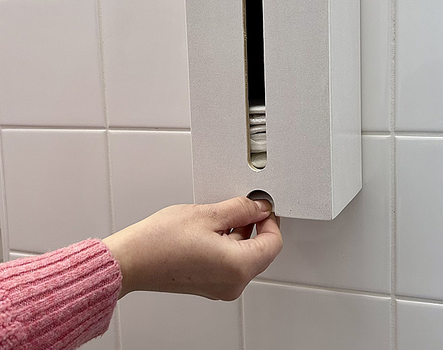 Ostrava dá letos na vložky do škol milion korun. S projektem začala první