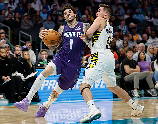 Tisící vítězství pro Carlislea, konečně. V Chicagu se nehrálo kvůli vlhkosti