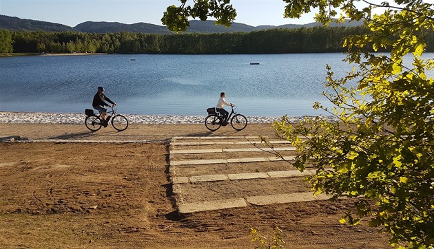 V Česku padaly teplotní rekordy. Nová maxima mají Poděbrady i Jičín