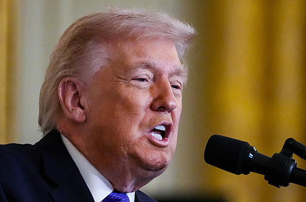 Válka proti Íránu se blíží ke konci, řekl Trump. Nevyloučil zabavování ropy