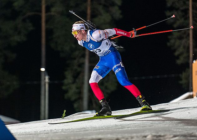Biatlon ONLINE: Muži jedou sprint v Otepää. Hornig i Karlík zahajují čistě