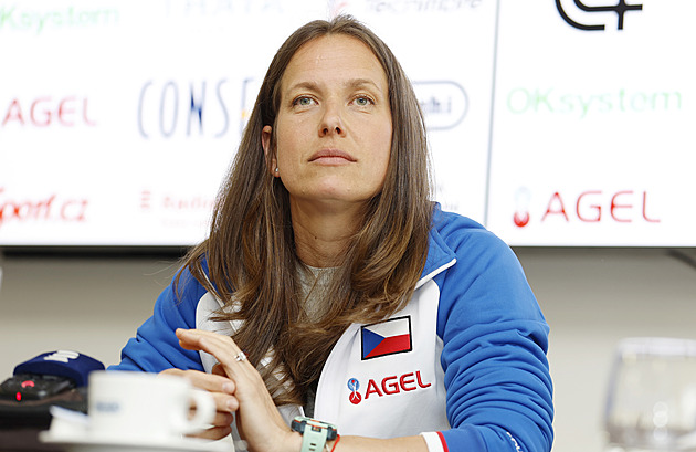 První nominace Strýcové: na Švýcarky i s Noskovou, Valentová odletí na maturitu