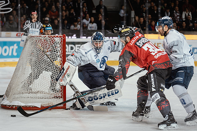 ONLINE: Sparta - Plzeň. O přežití i postup. Urvou domácí první výhru v Holešovicích?