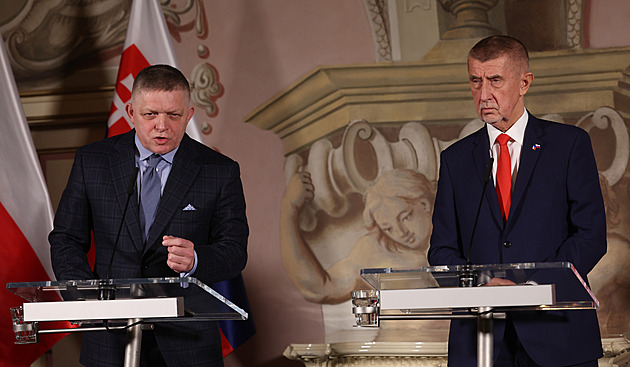 Babiš chce, ať Slovensko ukončí ropnou nouzi. Fico otevření ropovodu Družba