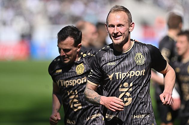 Hradec Králové – Bohemians 2:0, oba góly zařídil Mihálik, domácí jsou šestí v tabulce