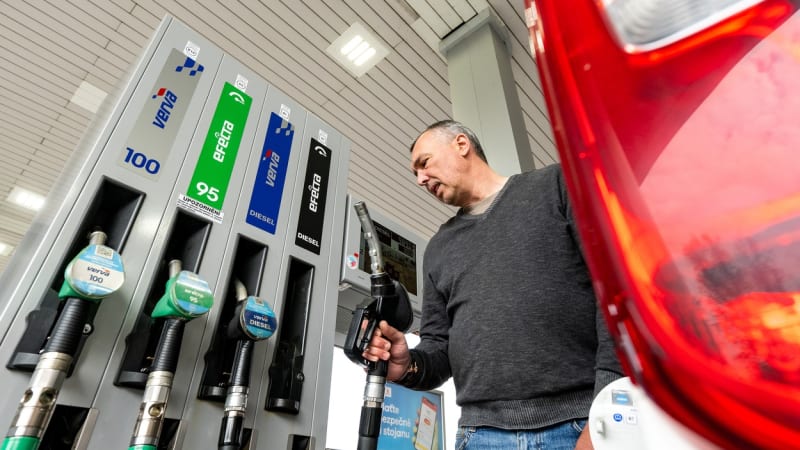 Benzin a nafta v Česku? V řadě evropských zemí natankujete levněji, rozdíl je místy propastný