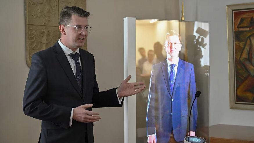 Moravská vesnice představila svého AI starostu. Nikdy nespí a můžete mu i zavolat