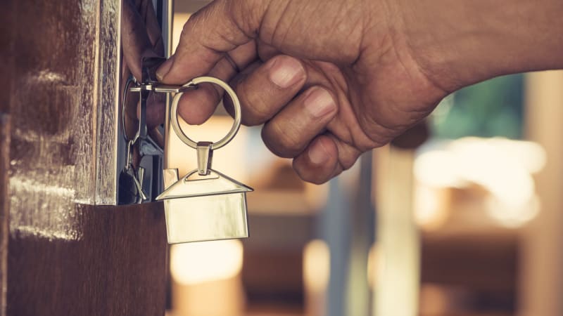 Hypotéky prodražuje nervozita na trzích. Měsíční splátky rostou o stovky korun