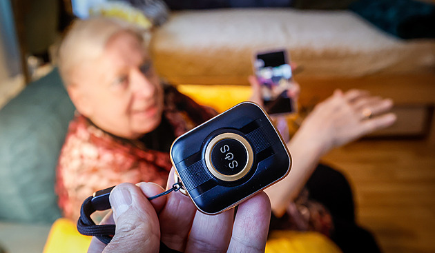 Technologie hlídají zdraví a bezpečí, chytrý byt vyzkouší v rezidenci seniorka