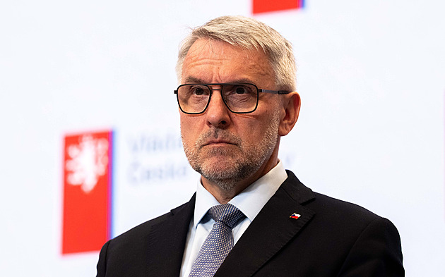 Poslanci jednají o návrhu, který přitvrdí vůči uprchlíkům z Ukrajiny před válkou